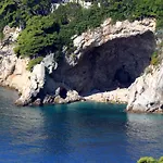 With A Parking Space - 9682 Dubrovník
