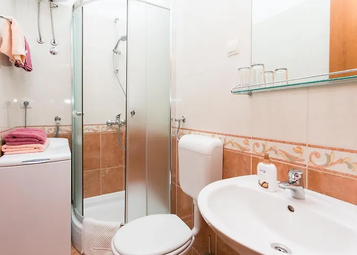 With A Parking Space - 9682 Lejlighed