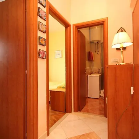 With A Parking Space - 9682 * ドゥブロブニク